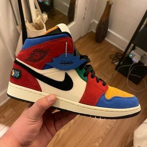 Jordan 1 Mid SE “ Fearless BLUE The Great” Size 10.5